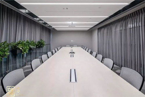 辦公室裝修設(shè)計(jì)-會(huì)議室. 辦公室裝修設(shè)計(jì)-會(huì)議室.