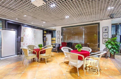 南寧辦公區(qū)裝修公司解說(shuō)如何設(shè)計(jì)好辦公室接待室與休閑區(qū)