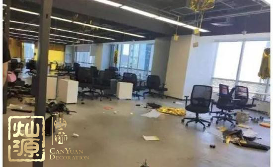 ofo小黃車日均退款3500人 ，走下神壇的小黃車辦公室人去樓空？