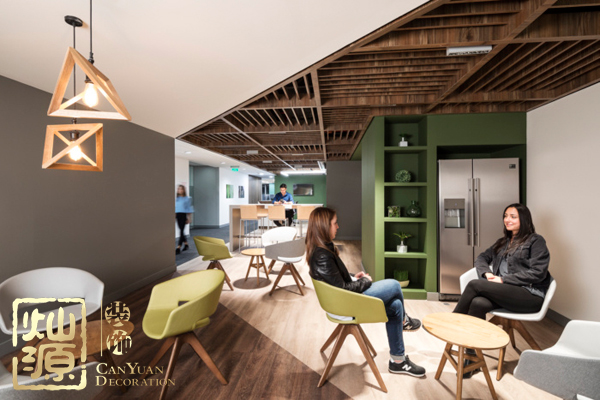 強(qiáng)生爽身粉致癌案宣判 揭開(kāi)美國(guó)強(qiáng)生集團(tuán)辦公室面紗