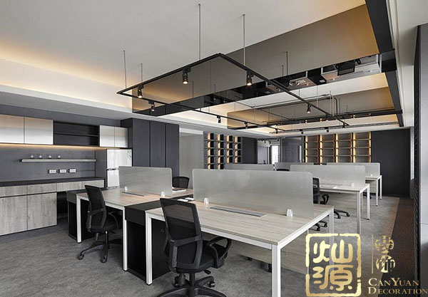 南寧工業(yè)風(fēng)辦公室裝修進(jìn)入大家視線？原因竟是這三點(diǎn)