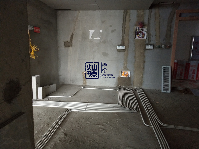 辦公室裝修電路施工現(xiàn)場圖 辦公室裝修電路施工現(xiàn)場圖