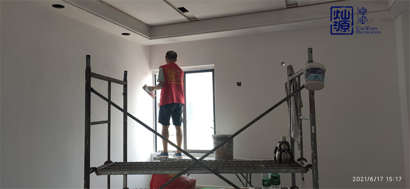 南寧辦公室裝修公司&mdash;&mdash;燦源裝飾施工現場