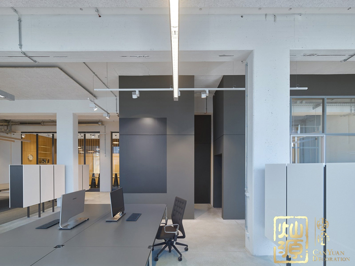 小型網(wǎng)絡(luò)公司時尚科技辦公室裝修設(shè)計案例-燦源裝飾 小型網(wǎng)絡(luò)公司時尚科技辦公室裝修設(shè)計案例-燦源裝飾